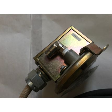 Dwyer 1910-0 pressure switch 1910-0 electrical rating 15A,125-250-480 WIR,ES