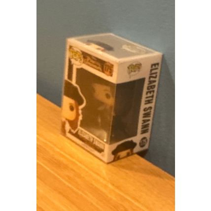 Funko Pop! Disney - Elizabeth Swann #175 Vinyl Figure (Box & Protector)