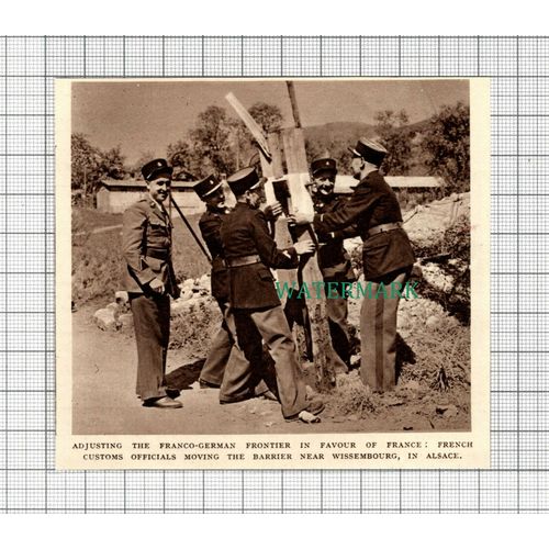 C2761) French Customs Officials Barrier Near Wissembourg Alsace - 1949 Clip