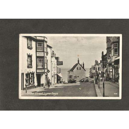 Postcard Dorset Lyme Regis Broad Street