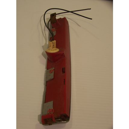1974 75 76 CADILLAC LH RED MARKER CORNERING LIGHT #5948207 FLEETWOOD