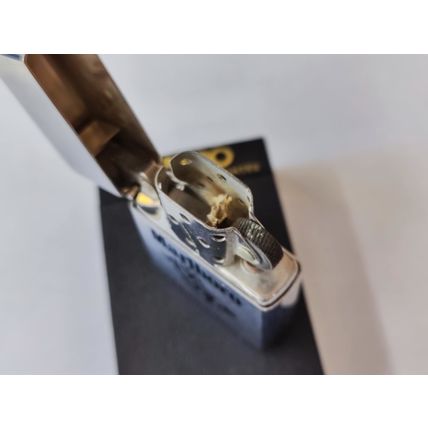 NEW Zippo Brushed Chrome Lighter Marlboro Cowboy Lasso 1984
