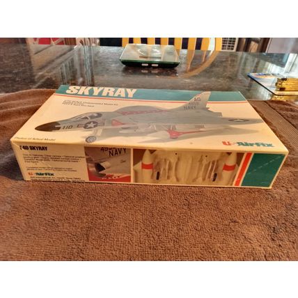 USairfix F4D Skyray 1:72 Scale Naval Jet Complete Unassembled Model Kit 1979