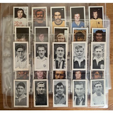 LARGE LOT ALMOST 300 Mixed Confectionery FOOTBALLER CARDS - Good Clean Lot.