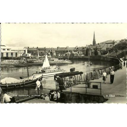 Ayrshire GIRVAN Harbour Postcard (Valentine B.6640)