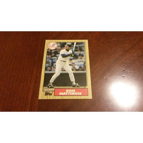 1987 Topps Card # 500 Don Mattingly Excellent - Mint (6) New York Yankees