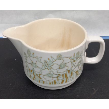 RARE Vintage 1977 Original Fleur Hornsea Gravy Jug White Gold Flowers ENGLAND