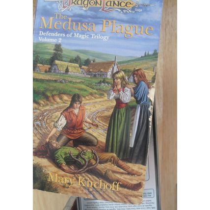 The Medusa Plague by Mary Kirchoff PB Dragonlance | TSR 1994 | Good | Torn cover