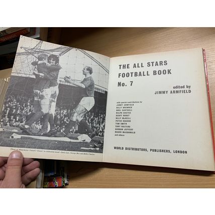 1967 "THE ALL STARS FOOTBALL BOOK No.7" UK SOCCER ANNUAL HARDBACK BOOK (P4)