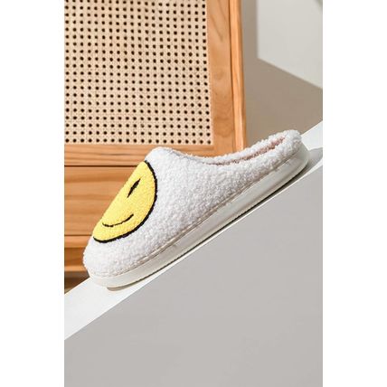 White Smile Face Print Non-slip Plush Slippers