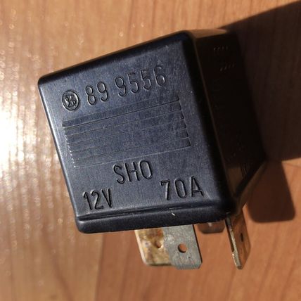 Volkswagen VW Audi Relay 443951253S OEM #217 Black D2
