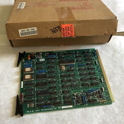 New HONEYWELL 82408485-001 PC BOARD,HONEYWELL SBLA-III YAMATAKE,AZ