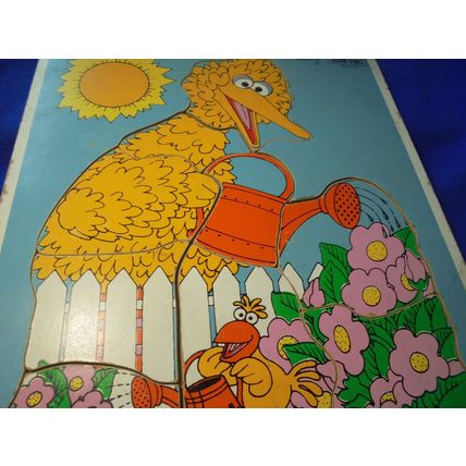 Cute 1979 Sesame Street BIG BIRD Wood Frame Tray Puzzle!! $7.00 obo!! This cute