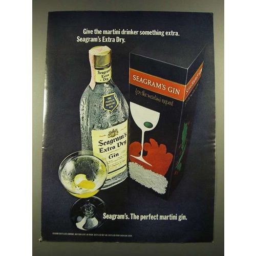 1971 Seagram's Extra Dry Gin Ad - Give the Martini Drinker
