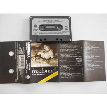 MADONNA CASS ALBUM. LIKE A VIRGIN .1985. SIRE WX 20 C. 925181-4,SILVER LABEL. EX