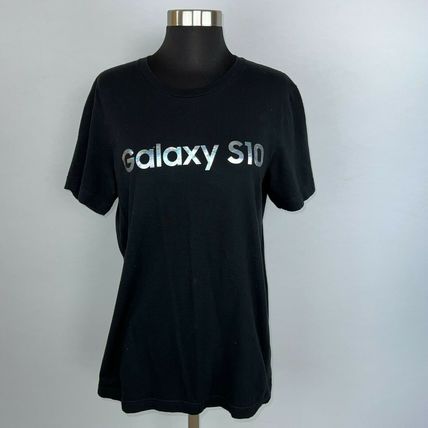 Samsung Galaxy S10 Medium T-Shirt Shirt