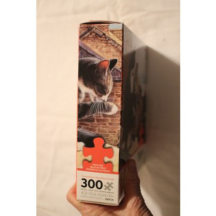 CATS ON THE LEDGE 300 PIECE PUZZLE SEALED IVORY CATS