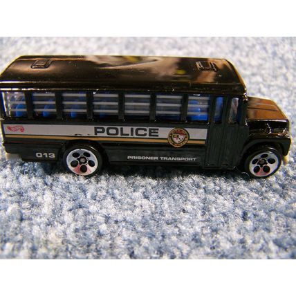 Hot Wheels Police Prisoner Transport Bus #013
