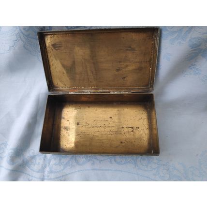 ANTIQUE HEAVY BRASS FINE QUALITY ENGRAVED INDIAN MUGLAI CIGARETTE TRINKET BOX