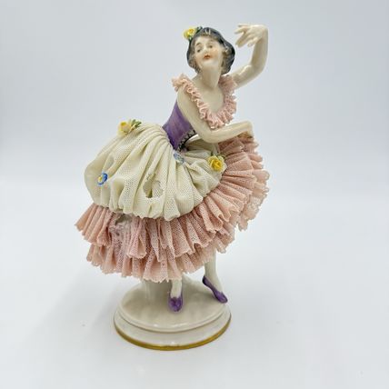 Antique Volkstedt Dresden Porcelain Lace Ballerina Figurine 7” Circa 1760