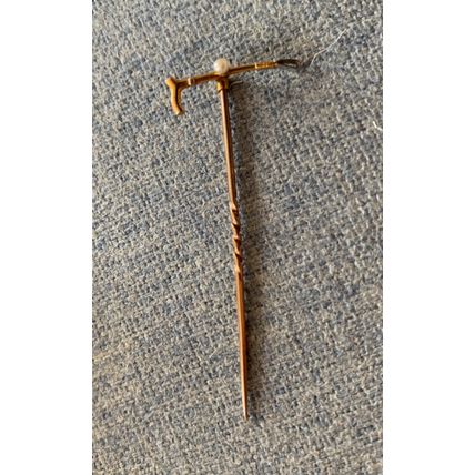 VINTAGE GOLD & PLATINUM? HUNTING CRAVAT PIN RIDING CROP SHAPE 5cm-LONG 1g (P2)