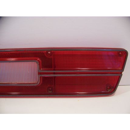 1975 DODGE CORONET LH TAILLIGHT LENS #3798119