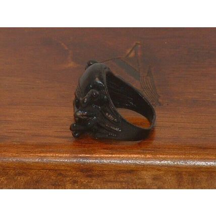 New Men’s Black Bone Frame Skull Stainless Steel Fashion Ring (Sz9)