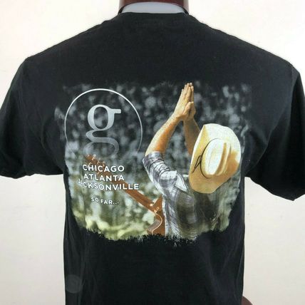 Garth Brooks World Tour 2014 Mens L Graphic T Shirt Country Music Short Sleeves