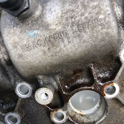 Land Rover LR2 Camshaft B6324S Engine 3.2L Volvo Valve Cover Plate Head
