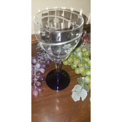 VTG WESTON BEVELED ETCHED MIXED SET WINE WATER GLASS W/ BLUE COBALT FOOT GOBLET