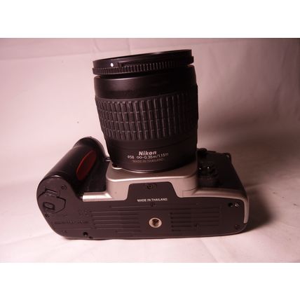 Nikon N65 35mm Film Camera with 28-80mm lens