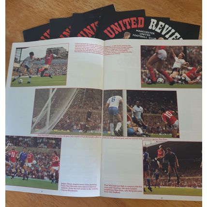 X 5 Manchester United Vintage Football Programmes. No's 5/11/13/18/21