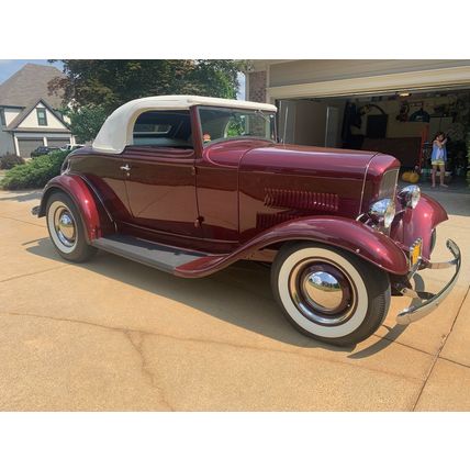 1932 Ford Model B Cabriolet