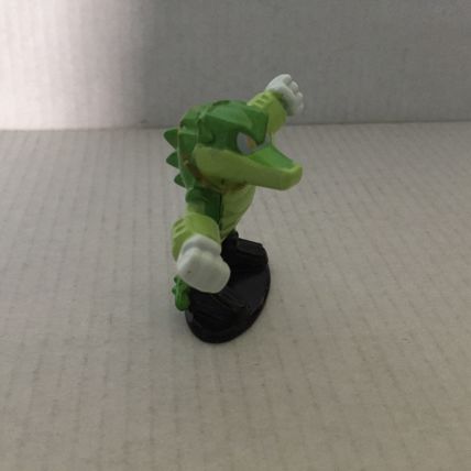Sonic the Hedgehog Vector the Croccodile 2'' Nano Metal Figure