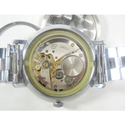 Vintage VOSTOK Military Style 17j Wristwatch 2409A USSR Soviet watch 1970's