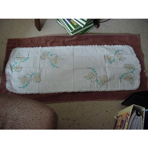 Hand Embroidered Vintage Doily Runner Grandma's Treasur