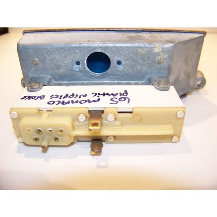 1965 DODGE MONACO HEAT DEFROST CONTROLS OEM #2497864 2496873 POLARA 880