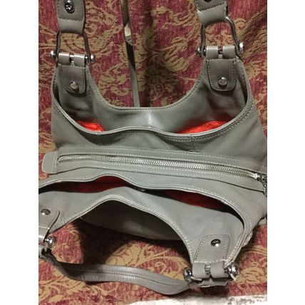 A Very Beautiful Gray Leather Braun Buffel Handbag