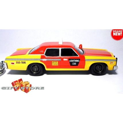 RARE KEYCHAIN RED™ TAXI CAB DODGE MONACO CHECKER USA SOUVENIR GREAT GIFT