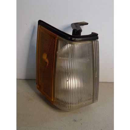 1987 Subaru Front Turn Signal Light Assy OEM IKI 5140 R GL DL