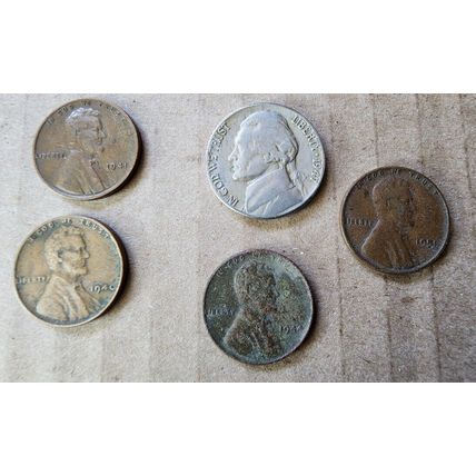 Lot of 4 Wheat Pennies 1940-50's Plain & One 1947 D Jefferson Nickel