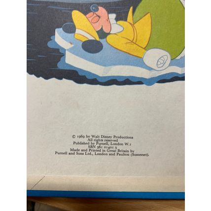 1969 WALT DISNEY "MICKEY & MINNIE AT SAINT MORITZ" UK HARDBACK BOOK (LL) ref:BRA