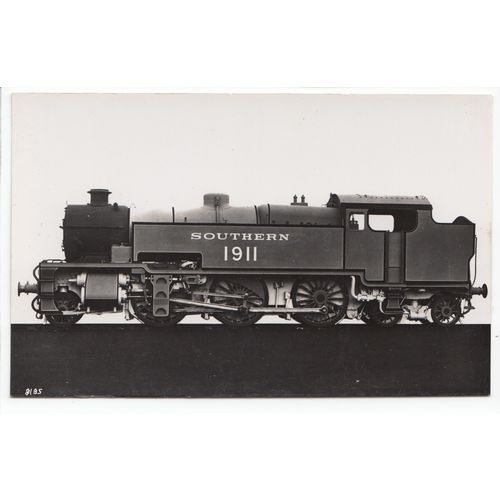 Southern Railway Steam Locomotive Engine No.1911 RP F Moore's Postcard 8185
