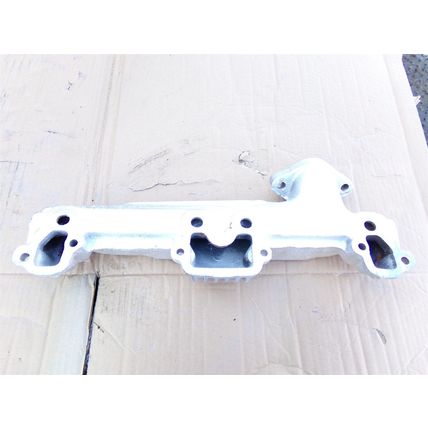 1976 77 78 79 Plymouth Chrysler Exhaust Manifold 318 360 3830204 Volare Cordoba