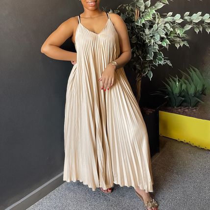 Women's summer new halter pleated sexy fashion A-line skirt dress