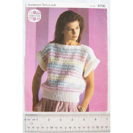 Vintage: Sirdar 6796 top, sombrero/terry look, 32-38 inch, 81-97 cm