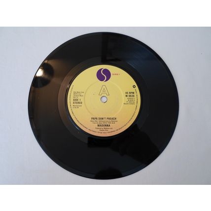 7"MADONNA.1986, PAPA DON'T PREACH.SIRE W8636. BIG DEAL.GLOSSY CARD. NEAR MINT