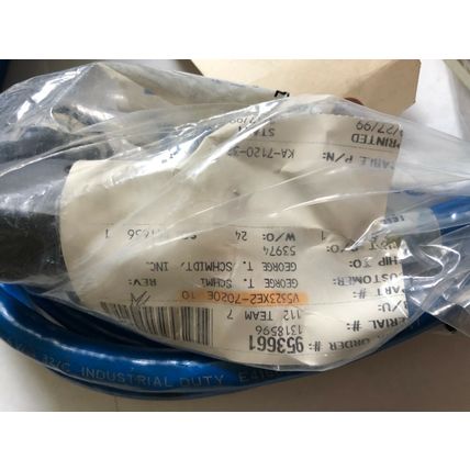 NEW AMPHENOL V5323XE2-7020E 10,KA-7120-32,CABLE TYPE 71 20 AWG 32/C E41663,Bm