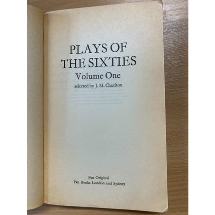 1981 "PLAYS OF THE SIXTIES" 4 DRAMA PLAYS PAPERBACK BOOK (P2)
