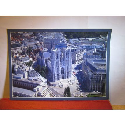 ST. MICHAEL'S CATHEDRAL BRUXELLES, BRUSSELS unused postcard =